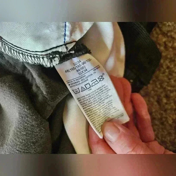 Men's Gap Forest Green Straight Leg Corduroy 5 Pocket Style Pants, Size 32 /34 - Picture 5 of 6